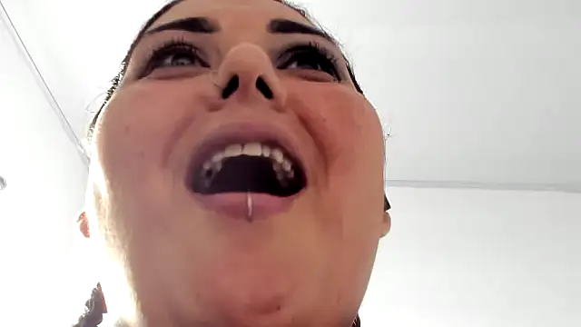 AndreaKinky online show from 28, 10, 2025