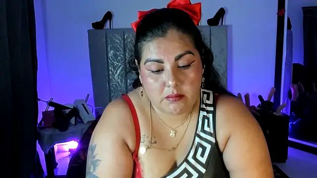 Snapshot of AndreaKinky chatting on 9, 5, 2026 AndreaKinky online show from 9, 5, 2026
