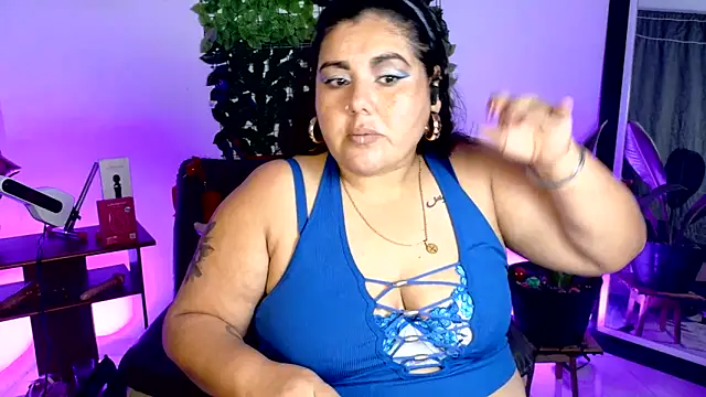 Snapshot of AndreaKinky chatting on 15, 6, 2026 AndreaKinky online show from 15, 6, 2026