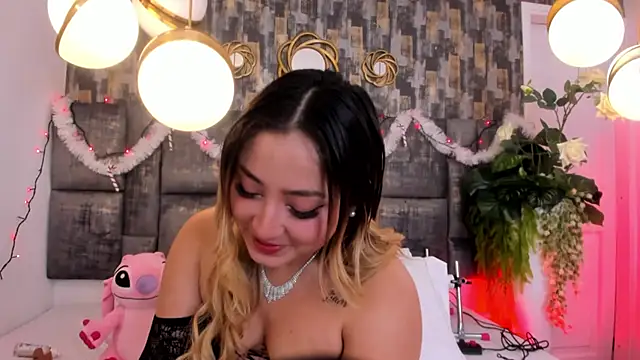 PatyLawrence online show from 23, 11, 2025