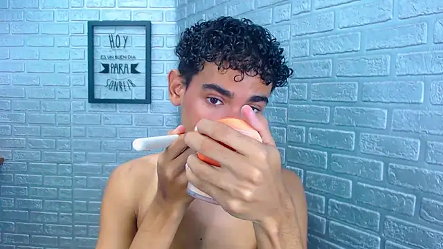 Blake Mils online show from 28, 2, 2026