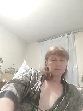 Flower2931 online show from 12, 5, 2026