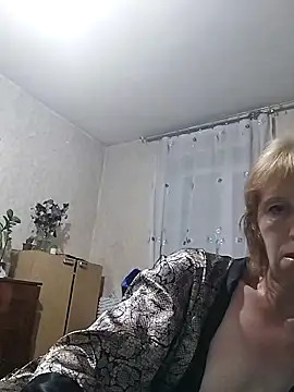 Snapshot of Flower2931 chatting on 7, 6, 2026 Flower2931 online show from 7, 6, 2026