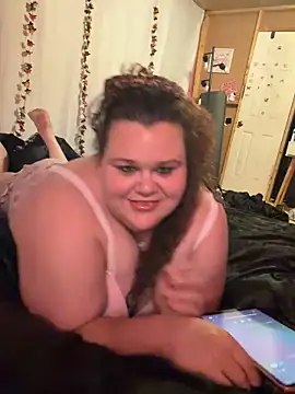 Fatpussybigass online show from 18, 6, 2026