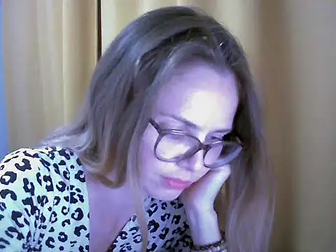 Snapshot of SEA_Dream chatting on 24, 9, 2025 SEA Dream online show from 24, 9, 2025