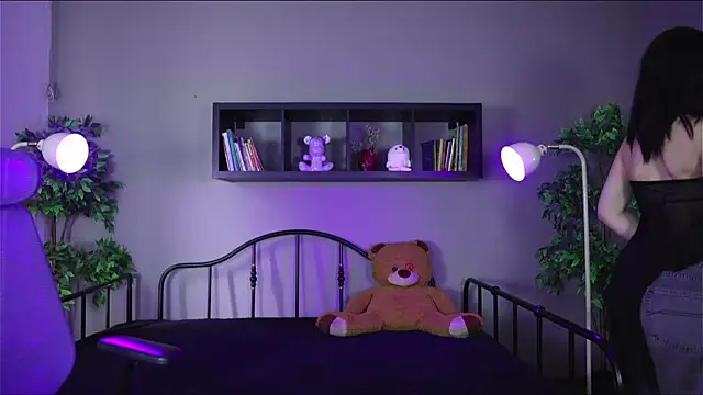 Sabrina bloom online show from 26, 11, 2025