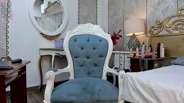 Scarlet  Milff online show from 4, 11, 2025