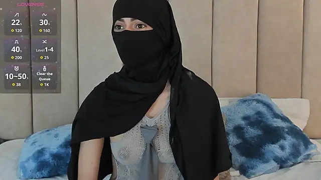  Zahiira  online show from 30, 4, 2026