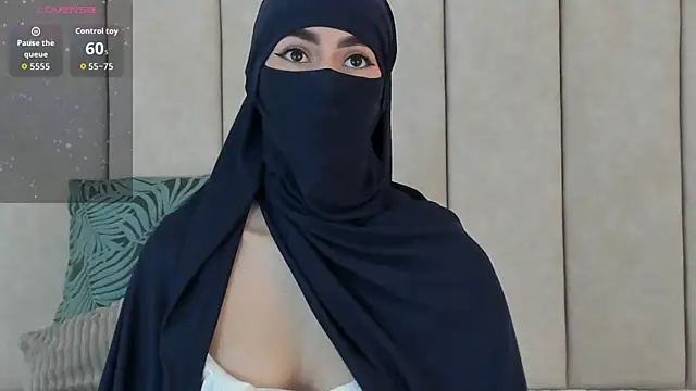  Zahiira  online show from 3, 12, 2025