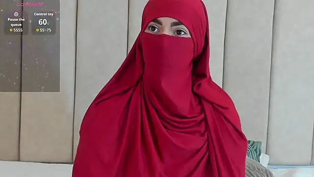  Zahiira  online show from 6, 11, 2025