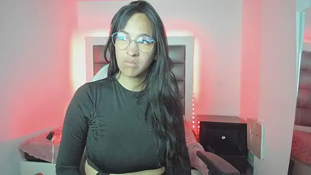 Snapshot of Andrea_brunnette chatting on 3, 11, 2025 Andrea brunnette online show from 3, 11, 2025