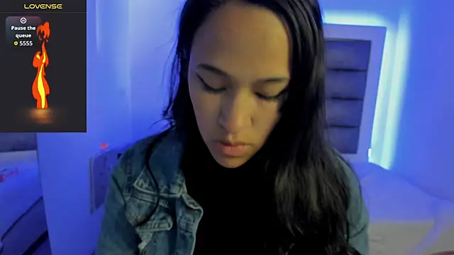 Snapshot of Andrea_brunnette chatting on 26, 11, 2025 Andrea brunnette online show from 26, 11, 2025