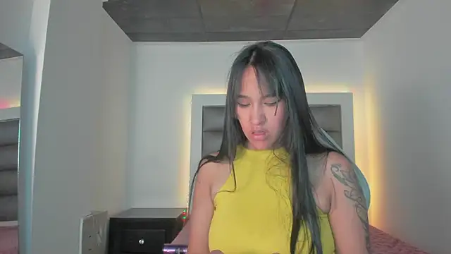 Snapshot of Andrea_brunnette chatting on 16, 9, 2025 Andrea brunnette online show from 16, 9, 2025