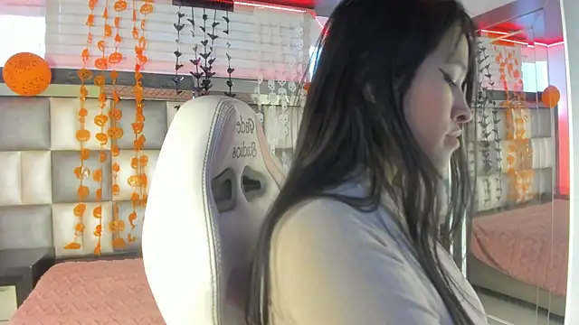 Snapshot of Andrea_brunnette chatting on 22, 10, 2025 Andrea brunnette online show from 22, 10, 2025