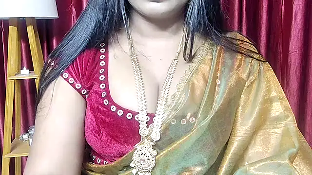 Webrowncouple online show from 10, 11, 2025