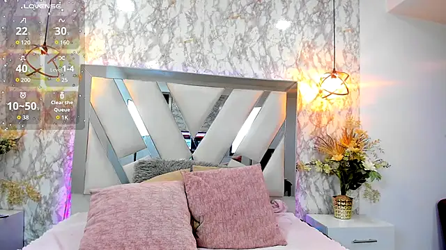 Aisha poweer online show from 18, 10, 2025