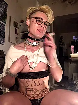 Sissy Cindy Whore online show from 27, 11, 2025