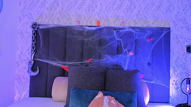 dana hazze online show from 28, 10, 2025