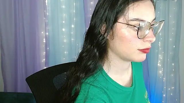 Snapshot of Camila_Ord chatting on 13, 10, 2025 Camila Ord online show from 13, 10, 2025