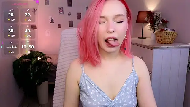 NaomiYoru online show from 10, 4, 2026