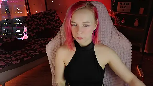 NaomiYoru online show from 10, 3, 2026