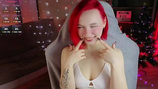 NaomiYoru online show from 18, 12, 2025