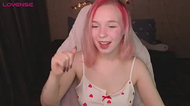 Snapshot of NaomiYoru chatting on 16, 5, 2026 NaomiYoru online show from 16, 5, 2026