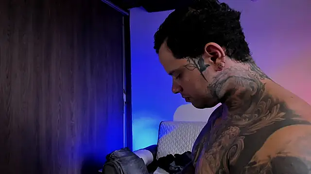 natevillage online show from 19, 4, 2026