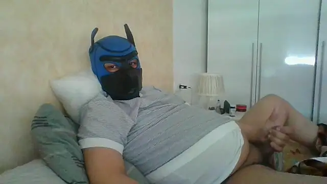 Snapshot of soumicuckold1 chatting on 5, 4, 2026 soumicuckold1 online show from 5, 4, 2026