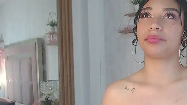 SofiaWhites online show from 14, 4, 2026