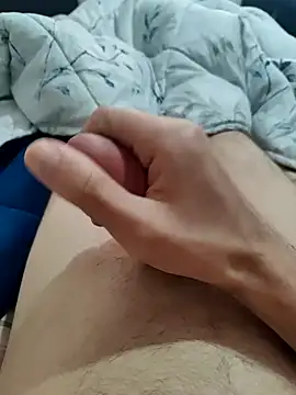 emrekzlk52 online show from 28, 2, 2026