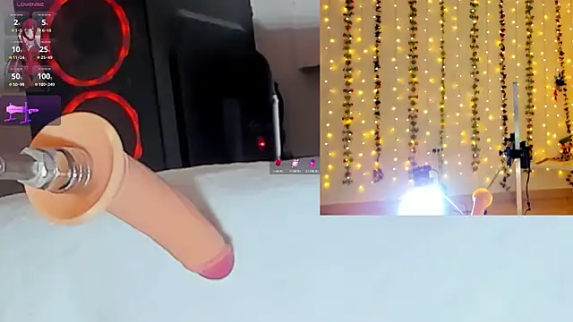 Kitty  Rose   online show from 4, 11, 2025