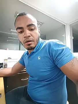 Snapshot of SanChacal5694 chatting on 24, 11, 2025 SanChacal5694 online show from 24, 11, 2025