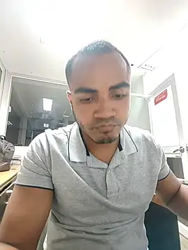 Snapshot of SanChacal5694 chatting on 5, 11, 2025 SanChacal5694 online show from 5, 11, 2025