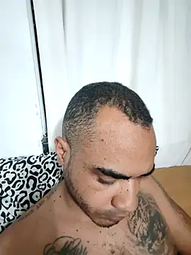 Snapshot of SanChacal5694 chatting on 16, 10, 2025 SanChacal5694 online show from 16, 10, 2025