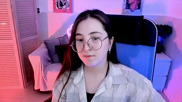 VirtuallVoyant online show from 8, 10, 2025