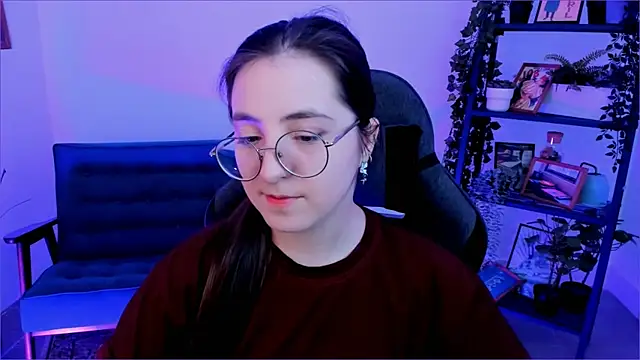 VirtuallVoyant online show from 7, 10, 2025