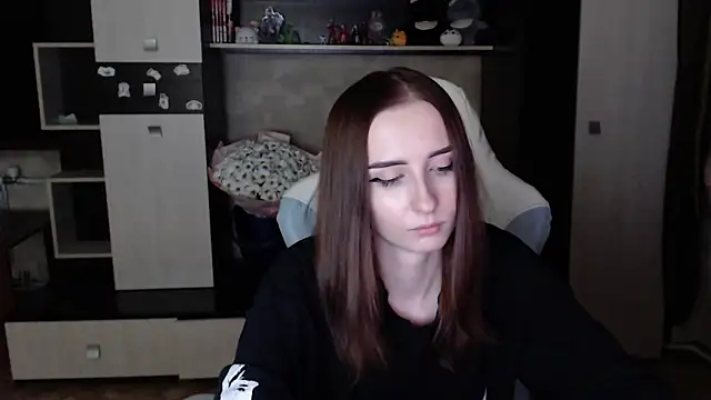 Cutti Crystal online show from 22, 10, 2025