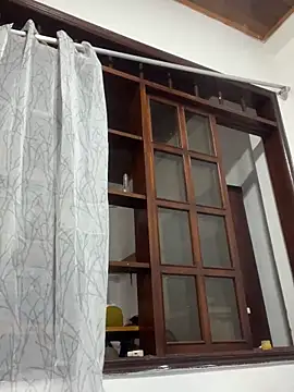 Huitaca  online show from 2, 12, 2025