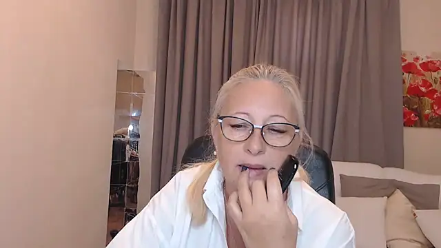 ValeriaSharm online show from 15, 10, 2025