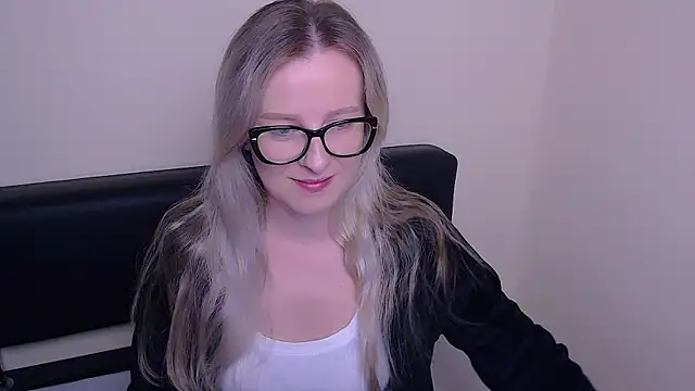 VanillaRose  online show from 18, 9, 2025