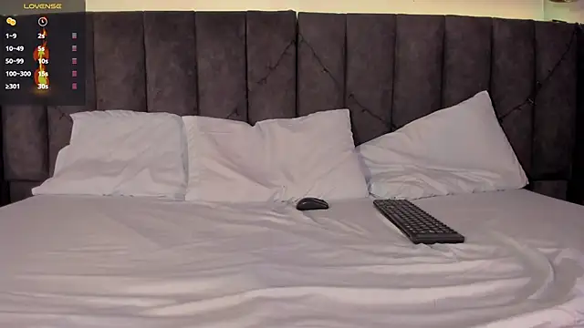 Snapshot of Sophie_Smith19_ chatting on 27, 11, 2025 Sophie Smith19 online show from 27, 11, 2025