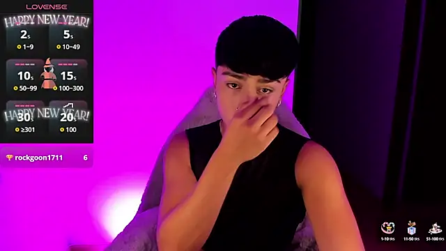 Snapshot of Matheewx_m chatting on 10, 10, 2025 Matheewx m online show from 10, 10, 2025