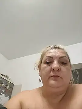 Snapshot of clarabbw47 chatting on 13, 6, 2026 clarabbw47 online show from 13, 6, 2026