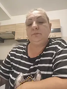 Snapshot of clarabbw47 chatting on 7, 6, 2026 clarabbw47 online show from 7, 6, 2026