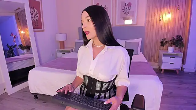 AuroraEvanss online show from 15, 5, 2026