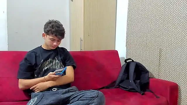 willy sexxx18 online show from 17, 4, 2026