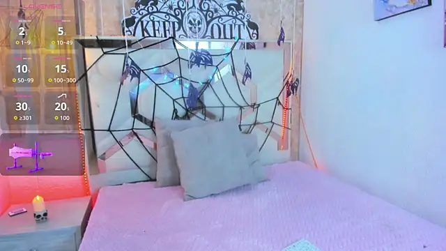 Venuss1  online show from 30, 10, 2025