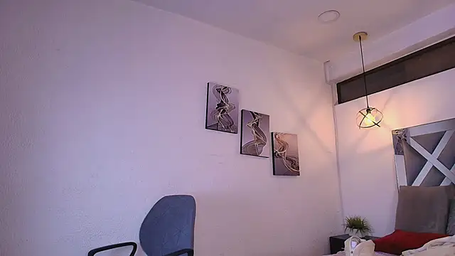 Snapshot of Rossi_ss1 chatting on 30, 4, 2026 Rossi ss1 online show from 30, 4, 2026