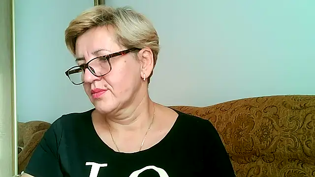 Dana4921 online show from 6, 10, 2025